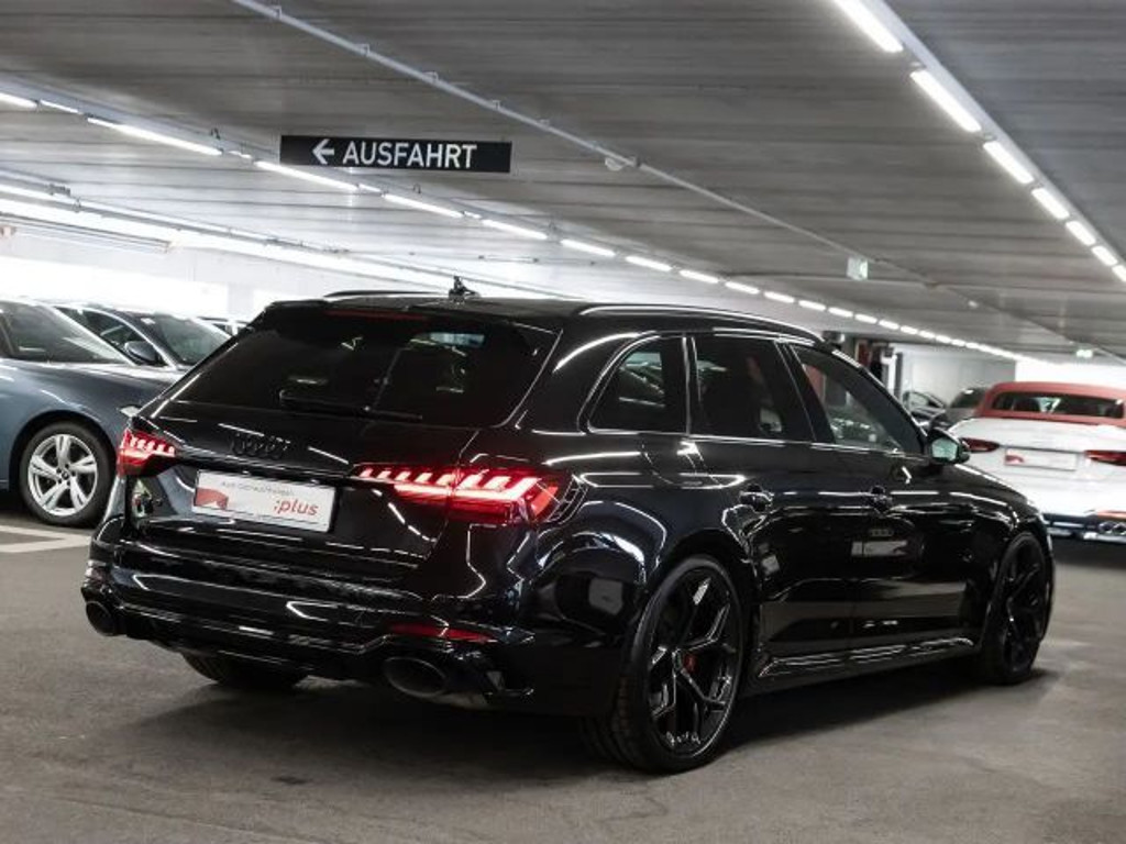 Audi RS4