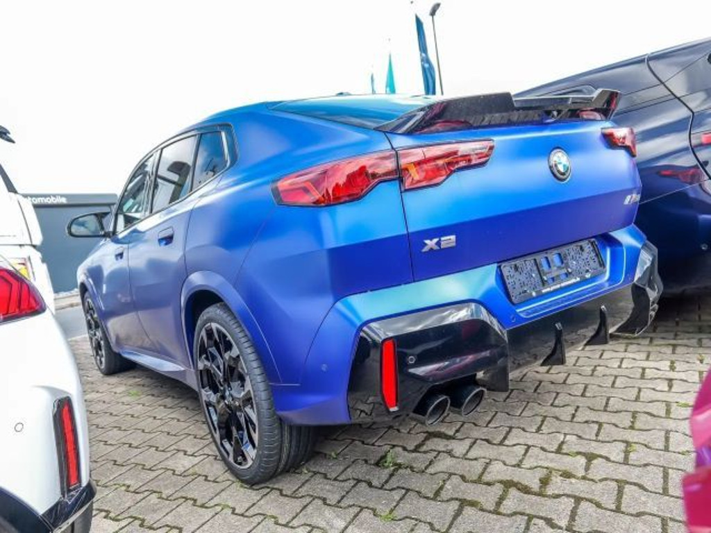 BMW X2