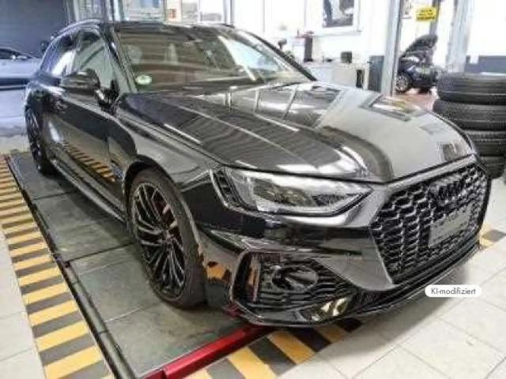 Audi RS4
