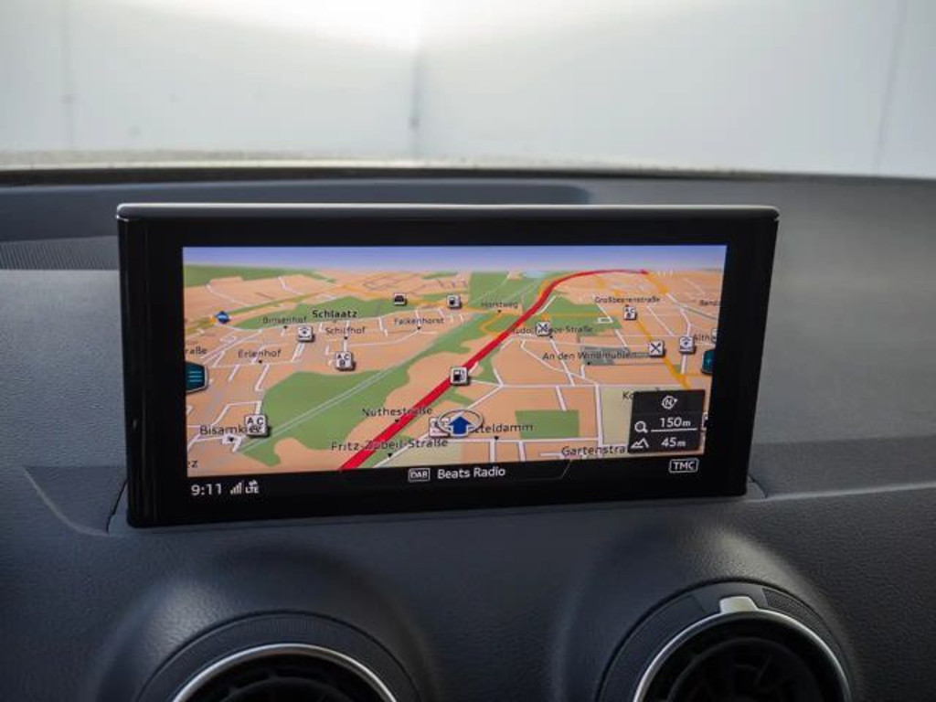 Audi SQ2