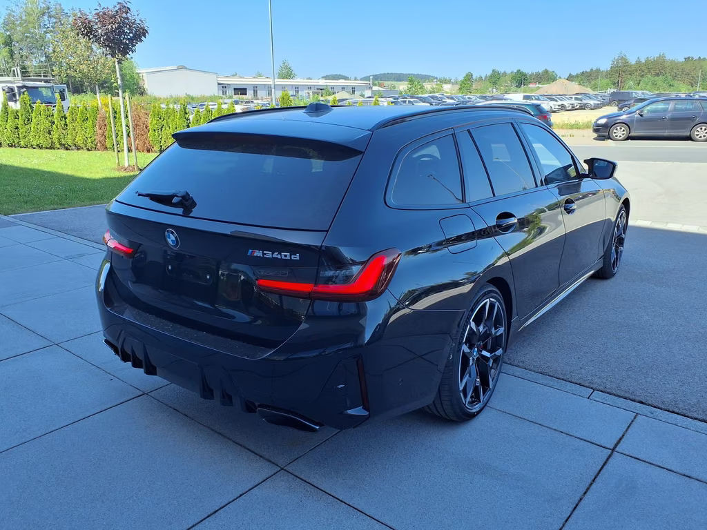 BMW M340