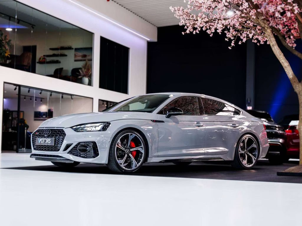 Audi RS5