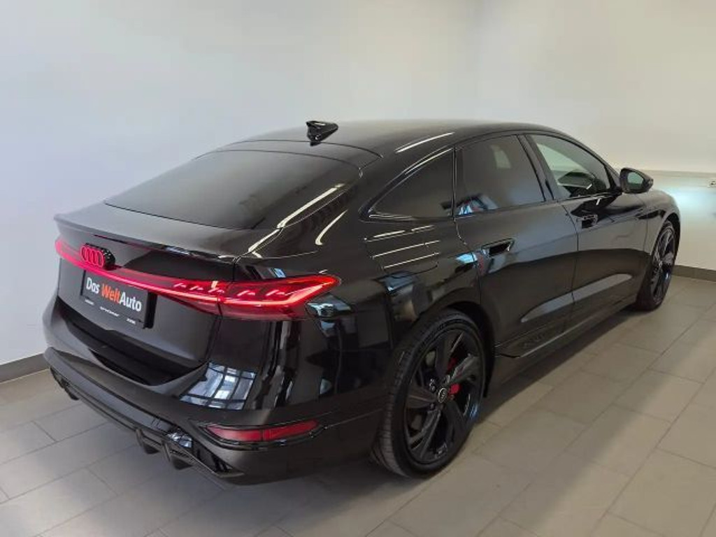 Audi S6 e-tron