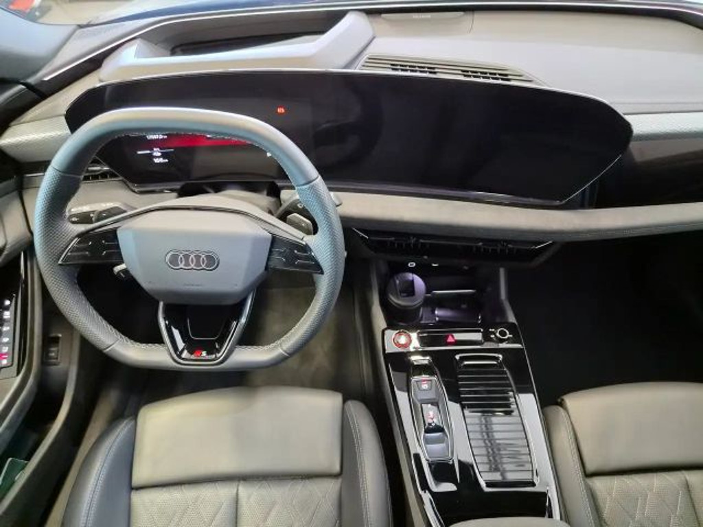 Audi S6 e-tron