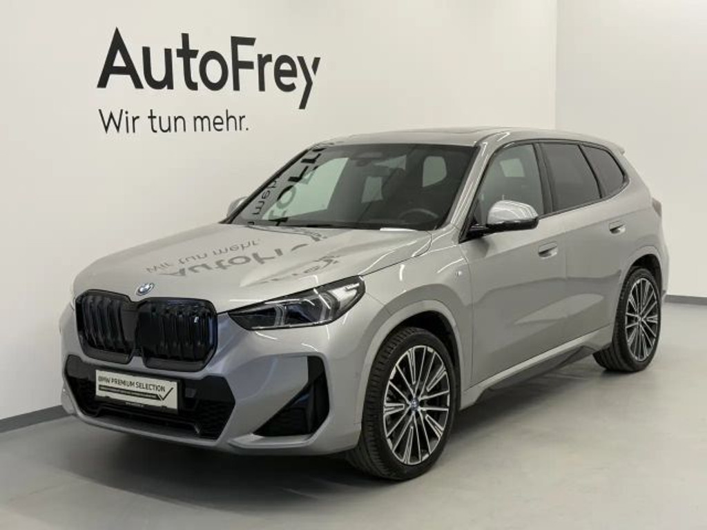 BMW iX1 xDrive30