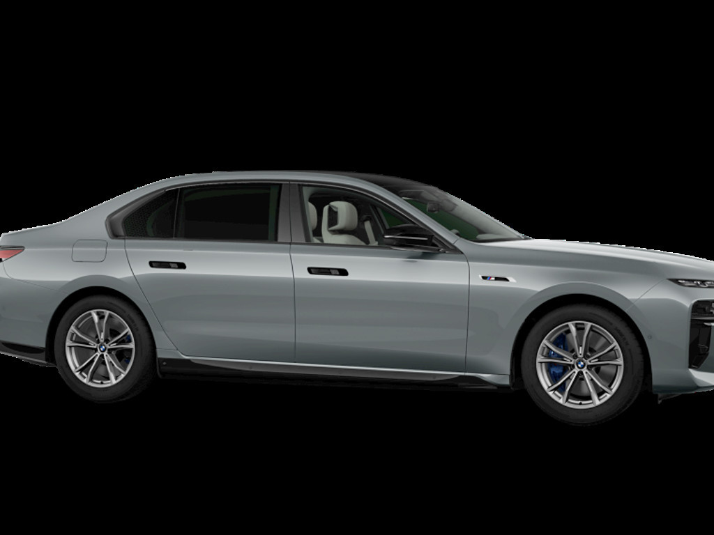 BMW i7