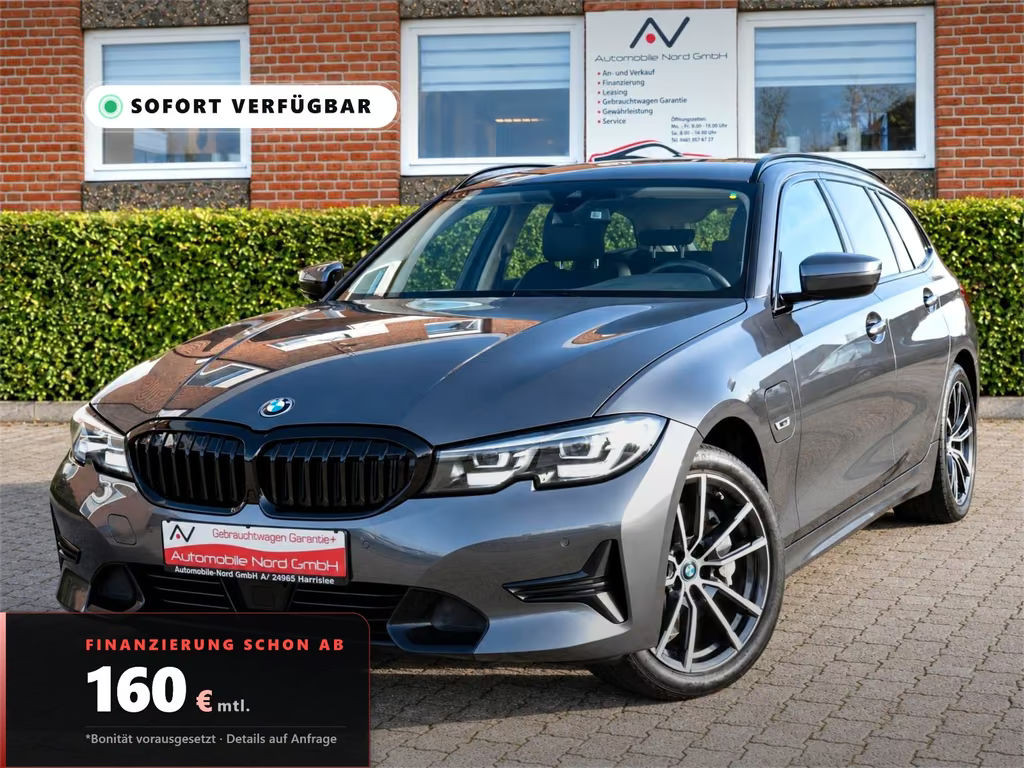 BMW 3 Serie 330 Sport Line Touring 330e