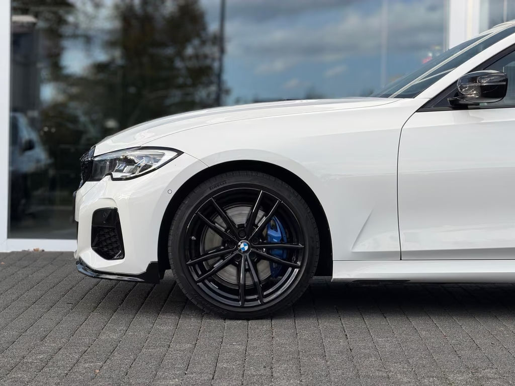 BMW M340