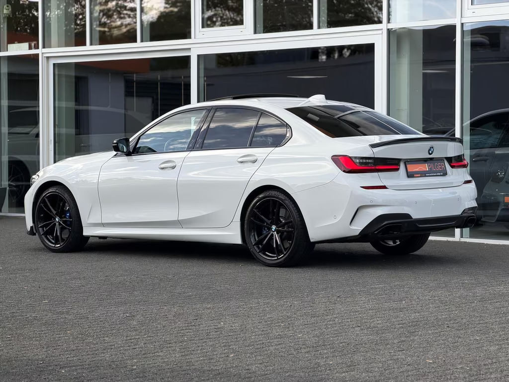 BMW M340