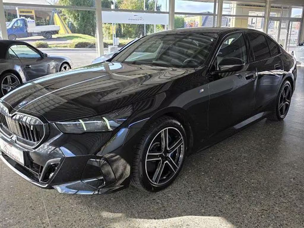 BMW i5 M-Sport Sedan