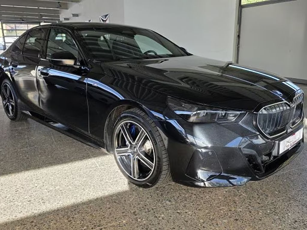 BMW i5
