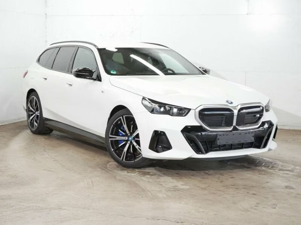BMW i5 xDrive M60