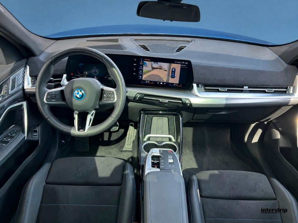 BMW iX2