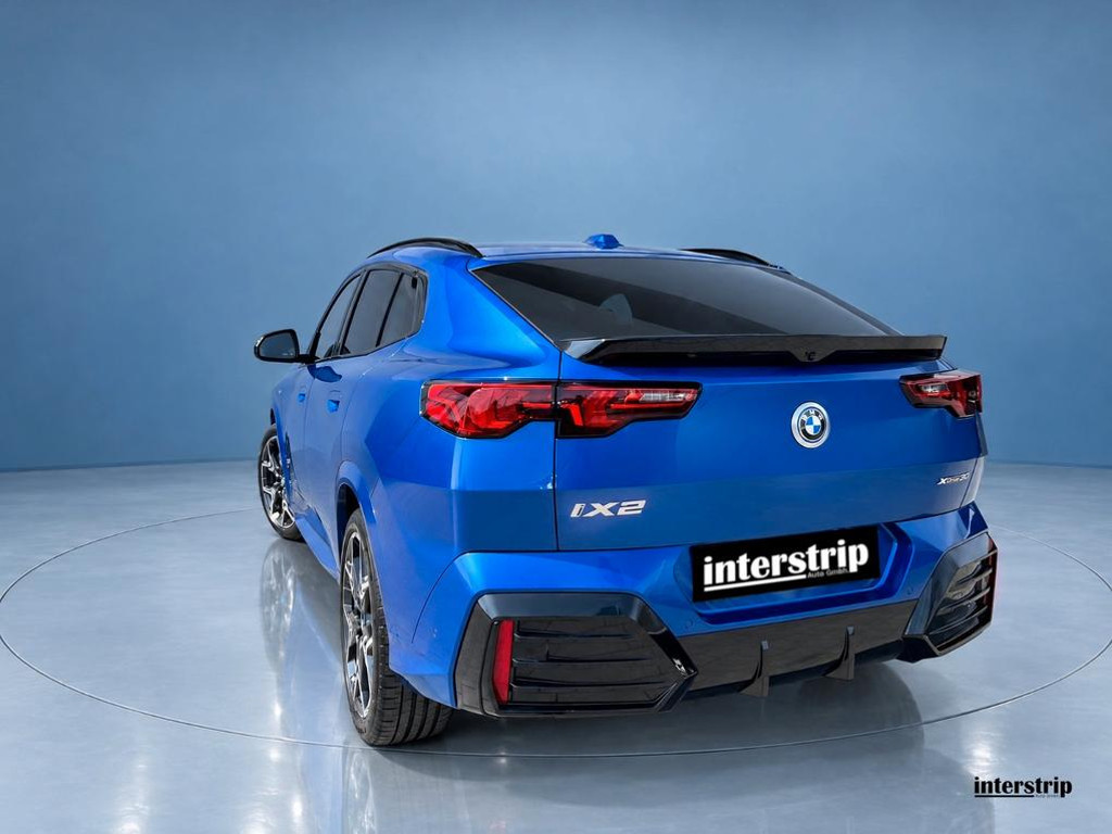 BMW iX2