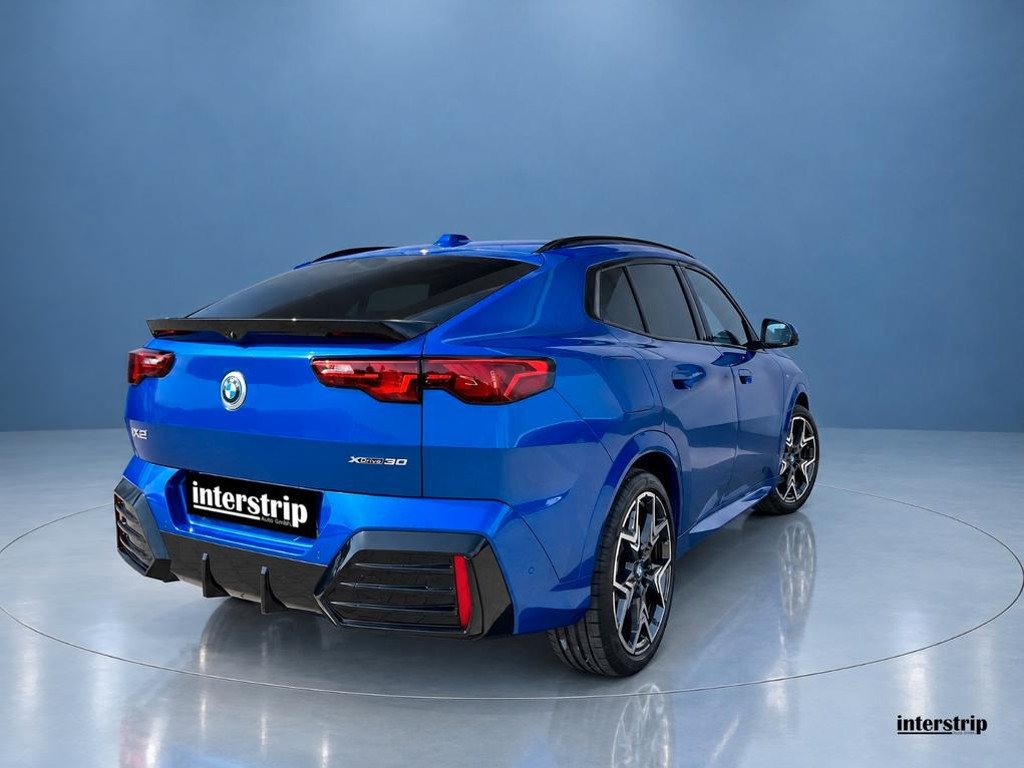 BMW iX2