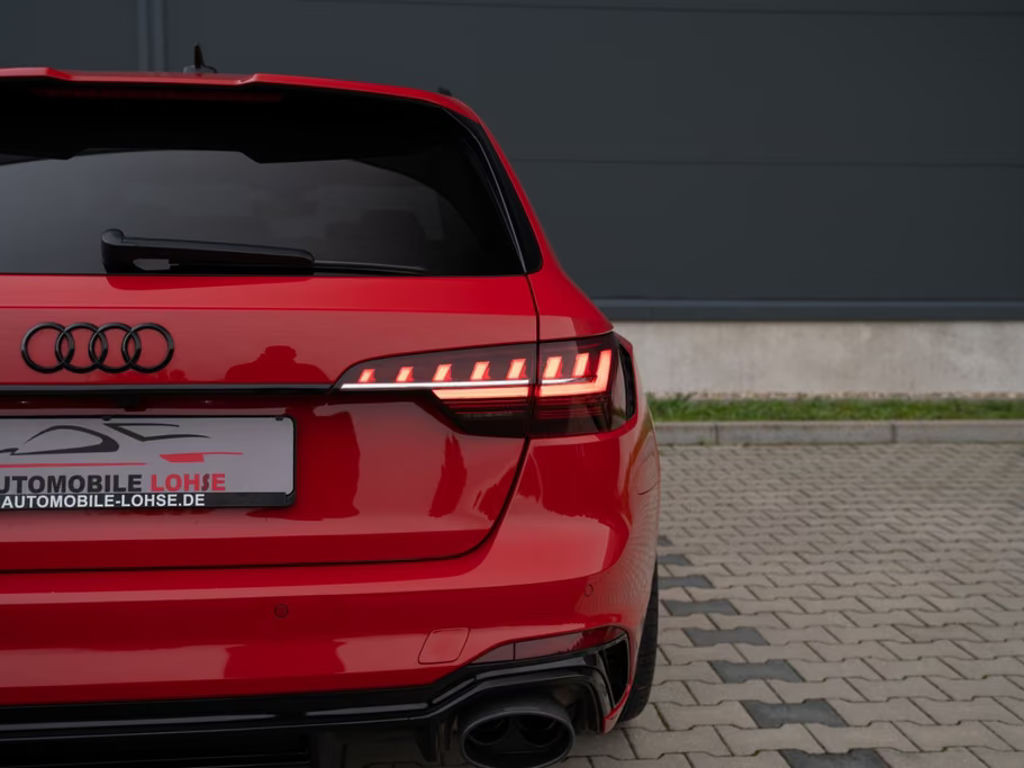 Audi RS4