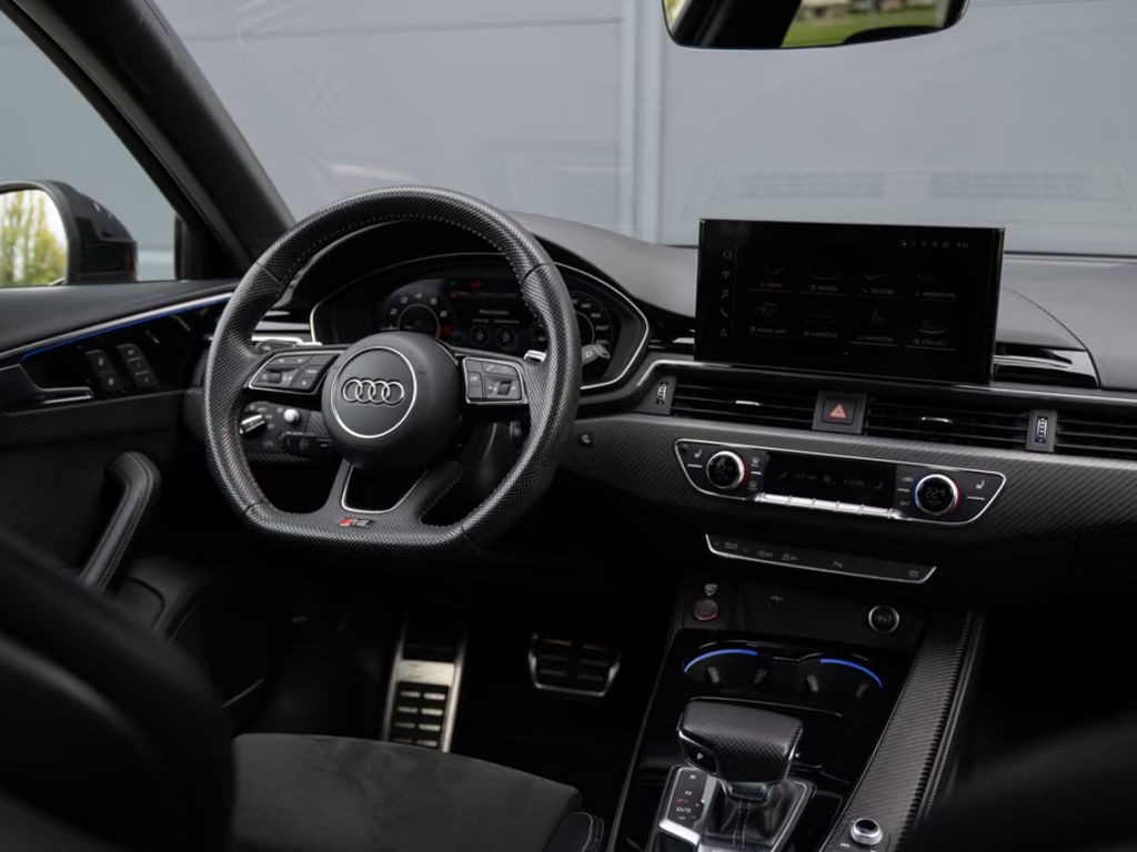 Audi RS4