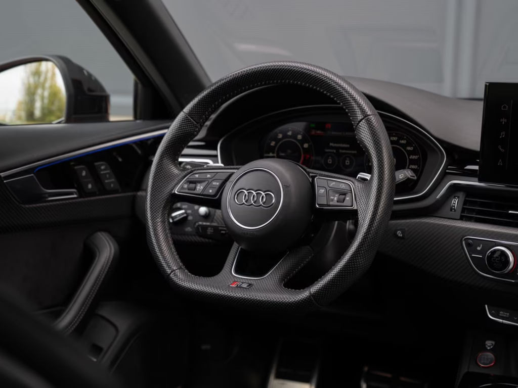 Audi RS4