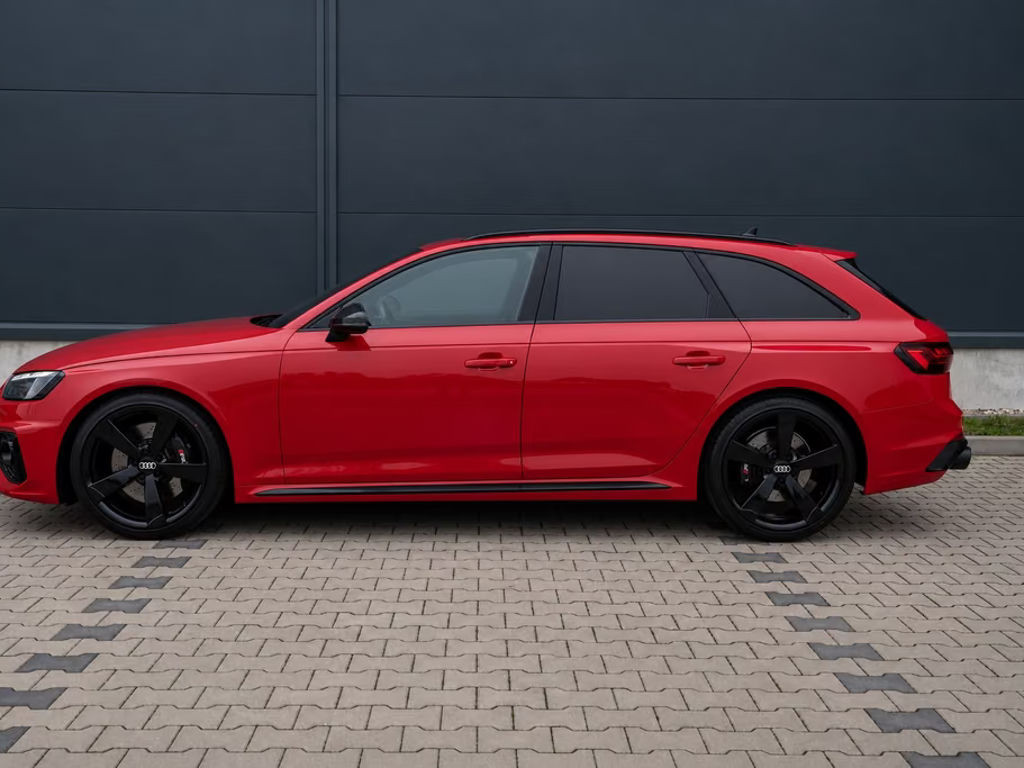 Audi RS4