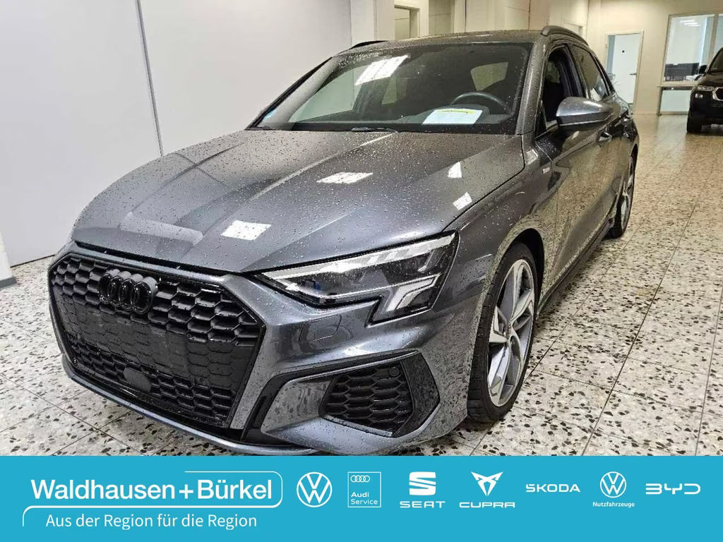 Audi A3 Sportback Sedan S-Line 35 TFSI