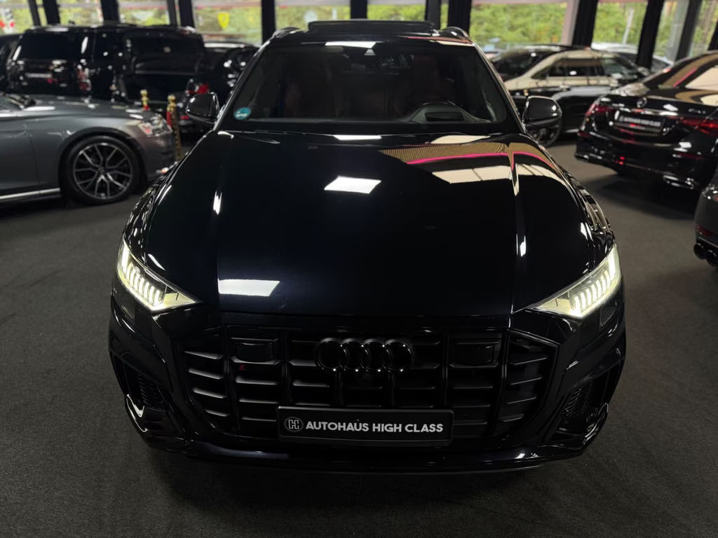 Audi SQ8