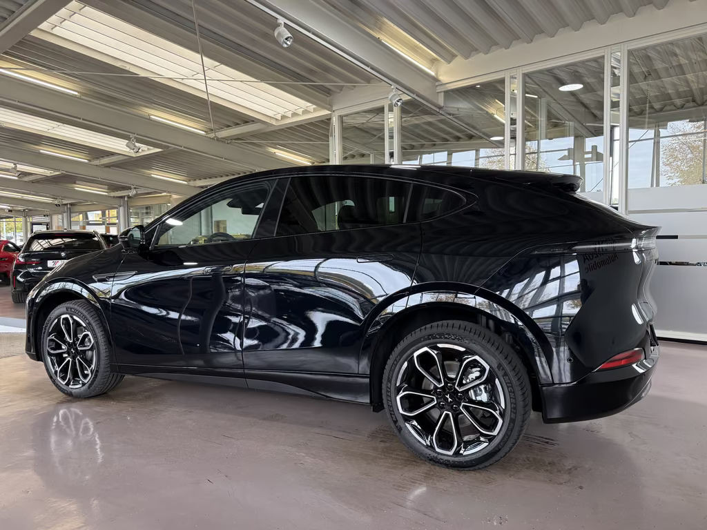 Xpeng G6