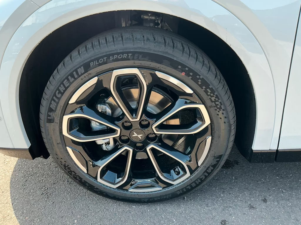 Xpeng G6