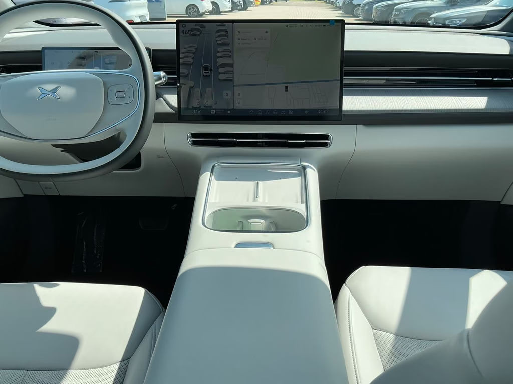 Xpeng G6
