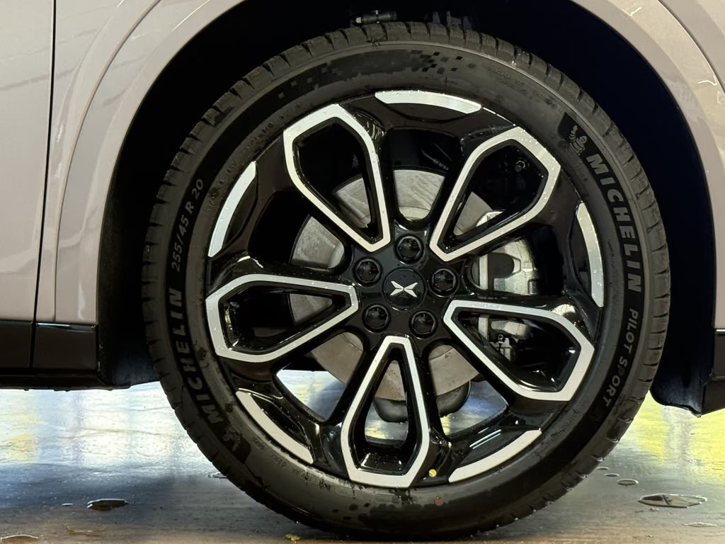 Xpeng G6