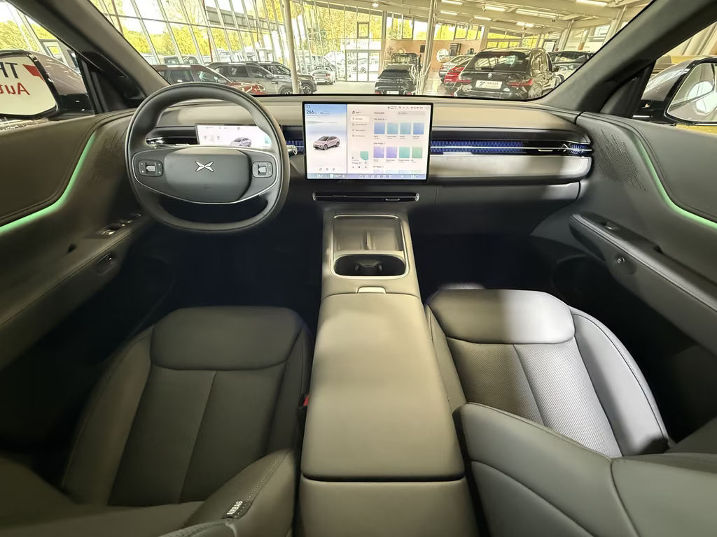 Xpeng G6
