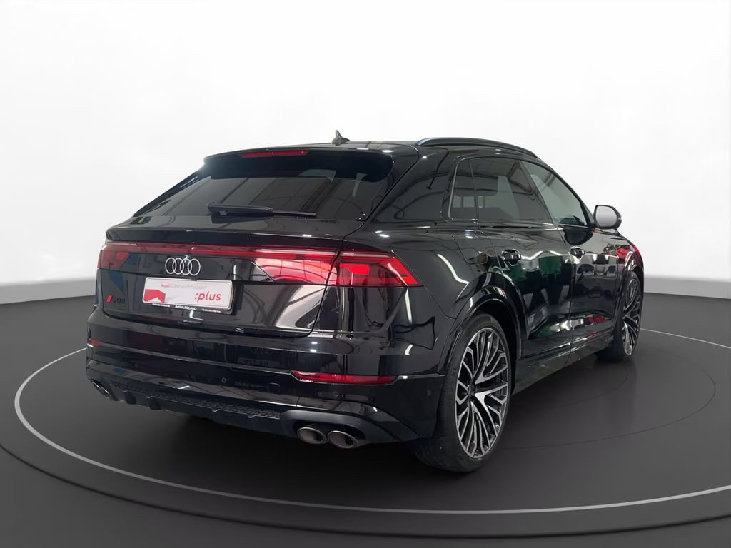 Audi SQ8