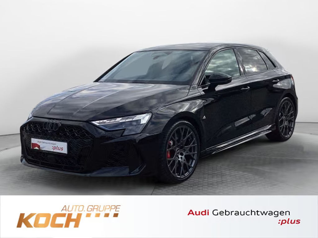 Audi RS3 Sportback Sedan Quattro S-Tronic