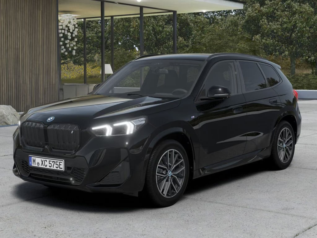 BMW iX1