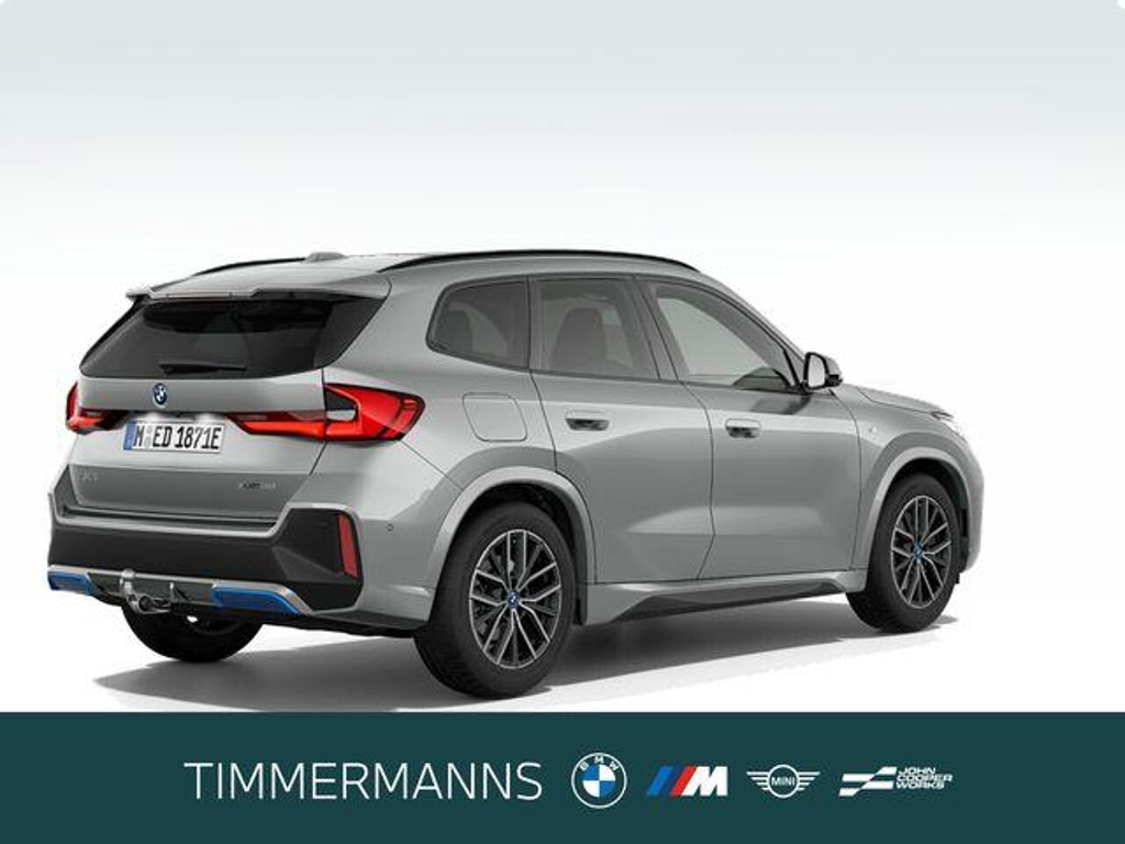 BMW iX1