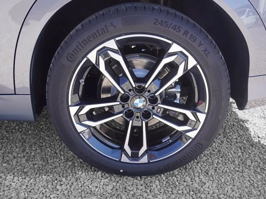 BMW iX2