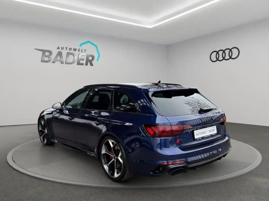 Audi RS4