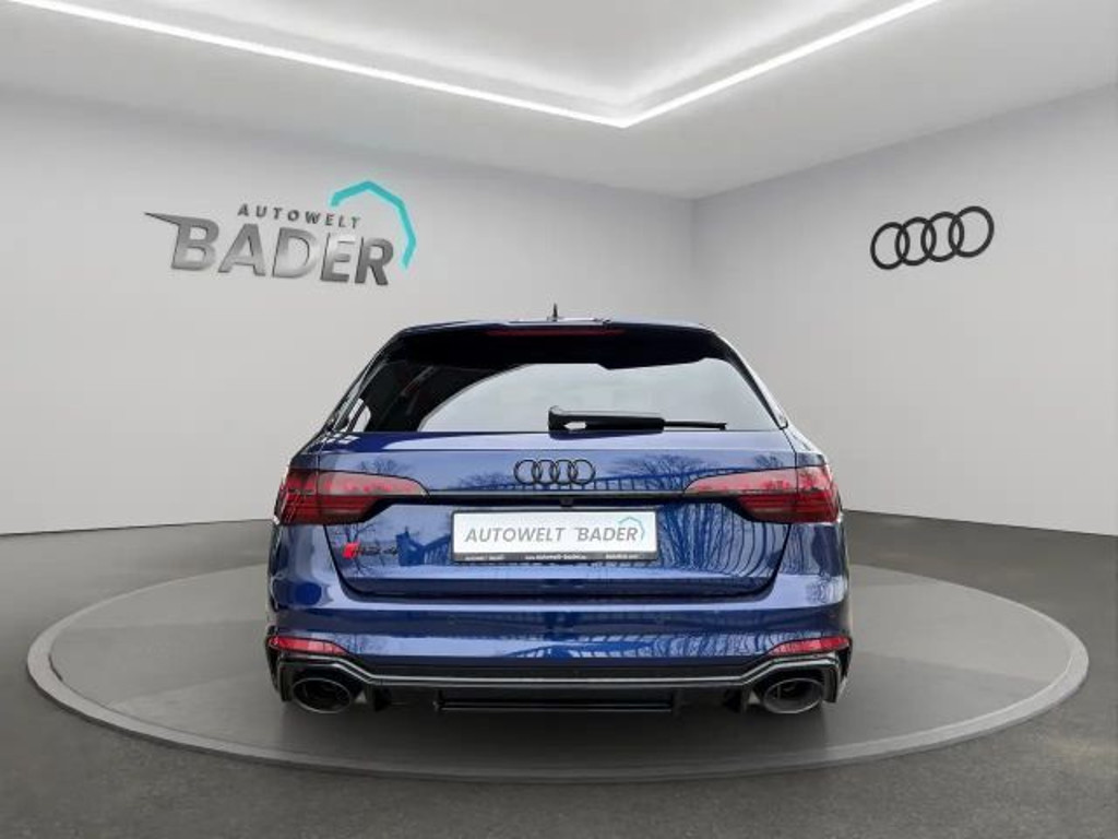 Audi RS4