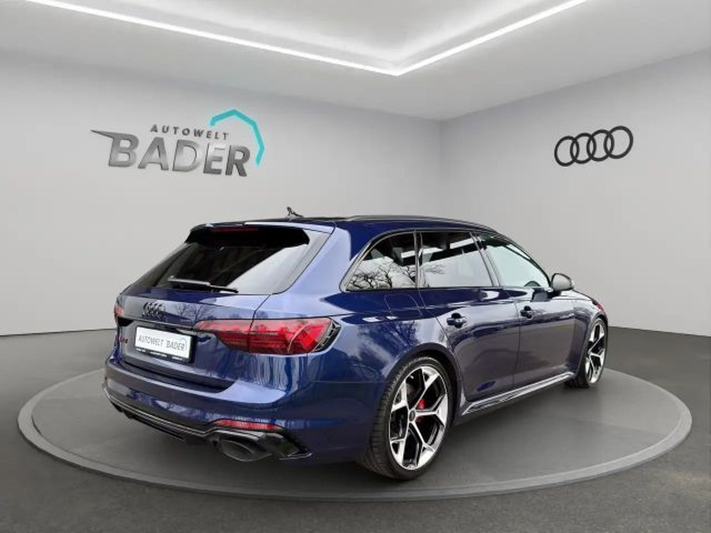 Audi RS4