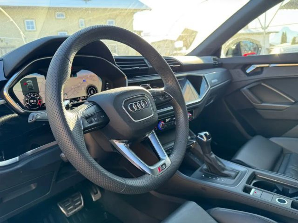 Audi RS Q3