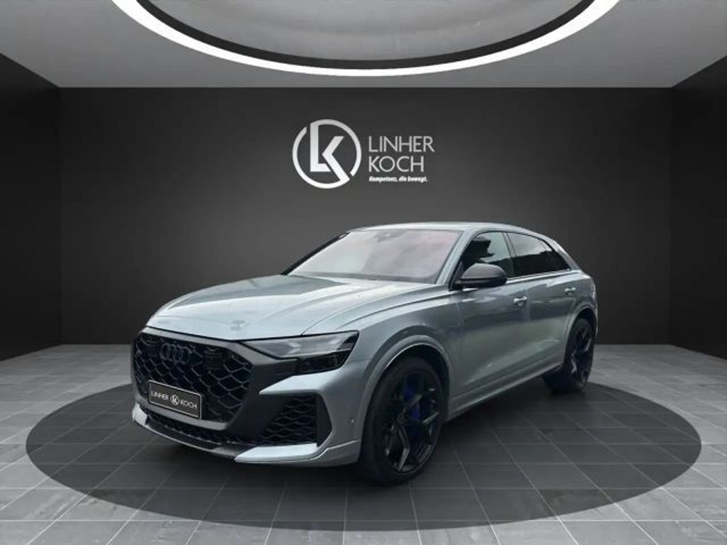 Audi RS Q8 Performance