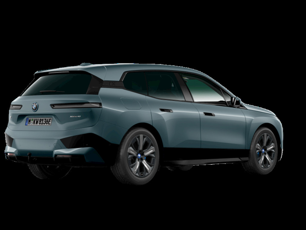 BMW iX
