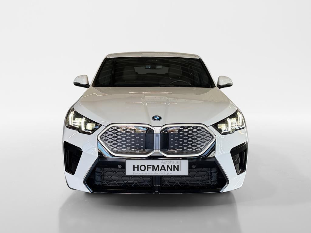 BMW iX2