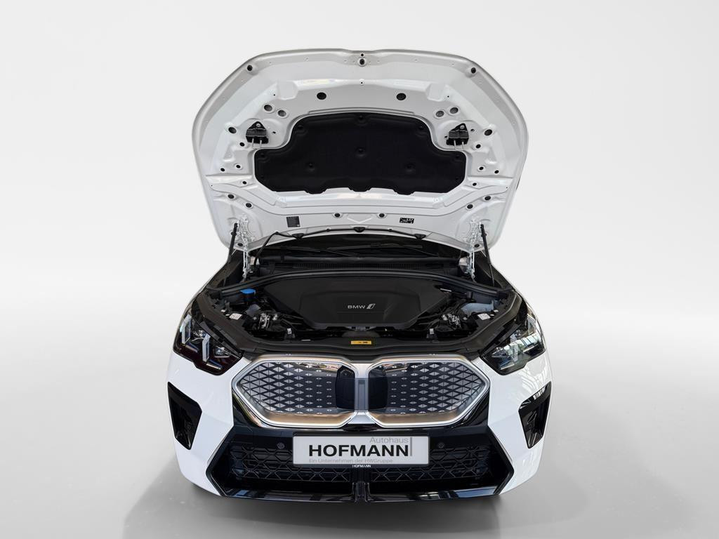 BMW iX2
