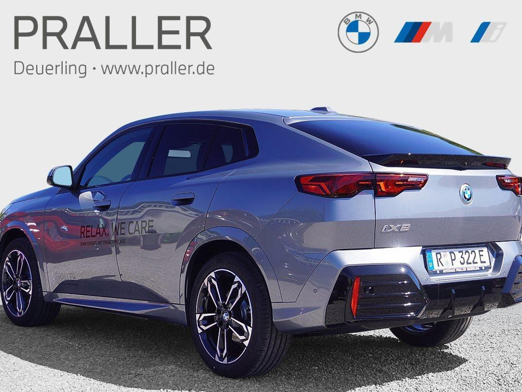 BMW iX2