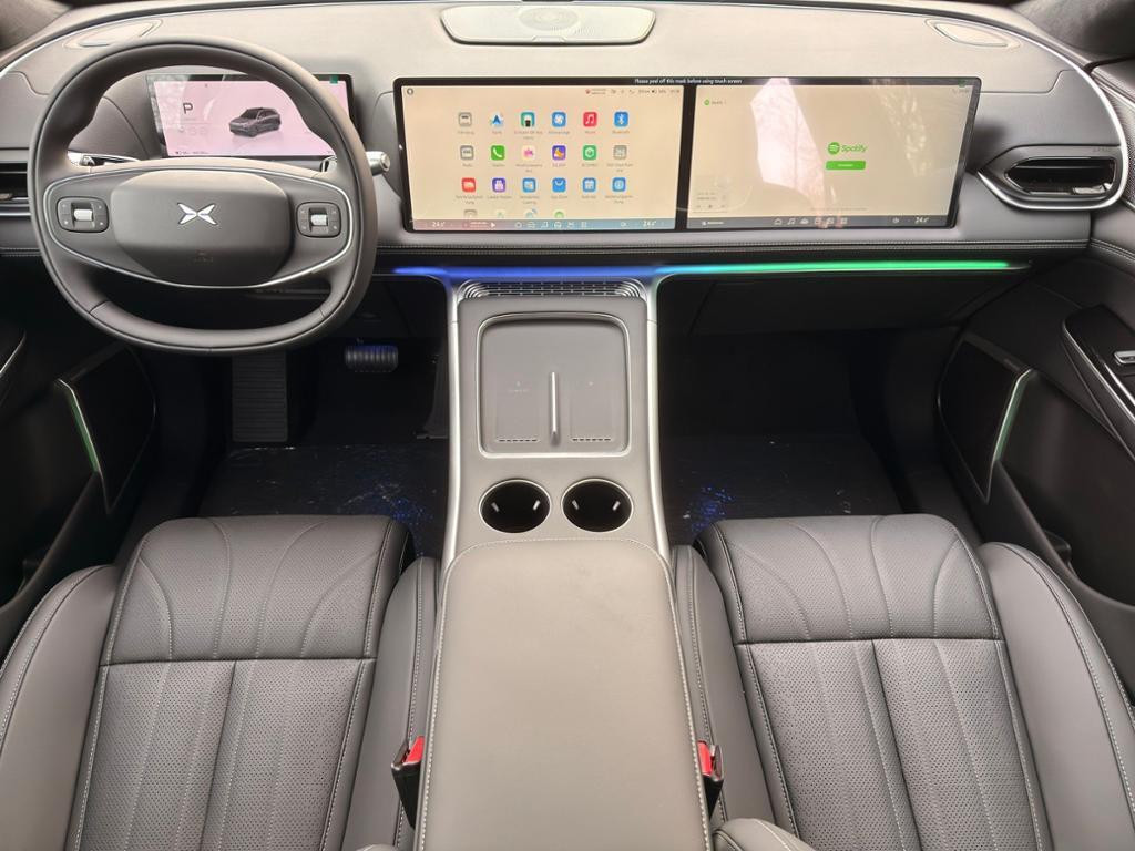 Xpeng G9
