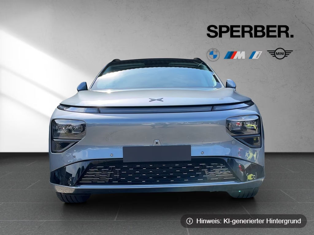 Xpeng G9