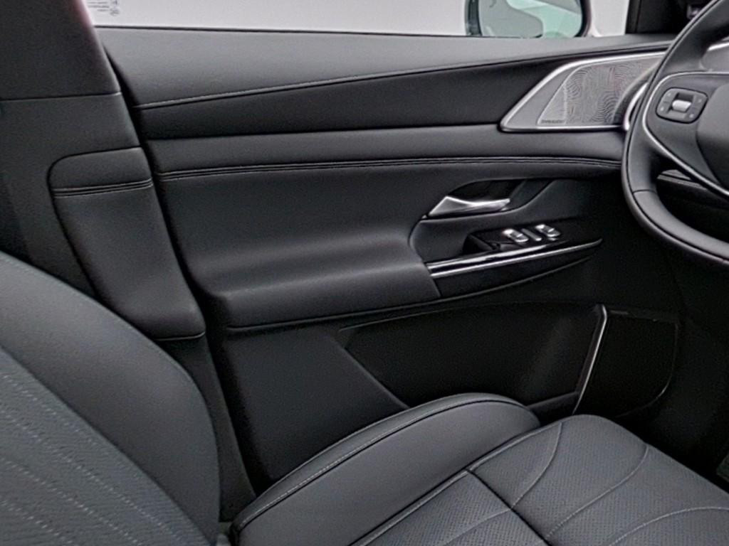 Xpeng G9