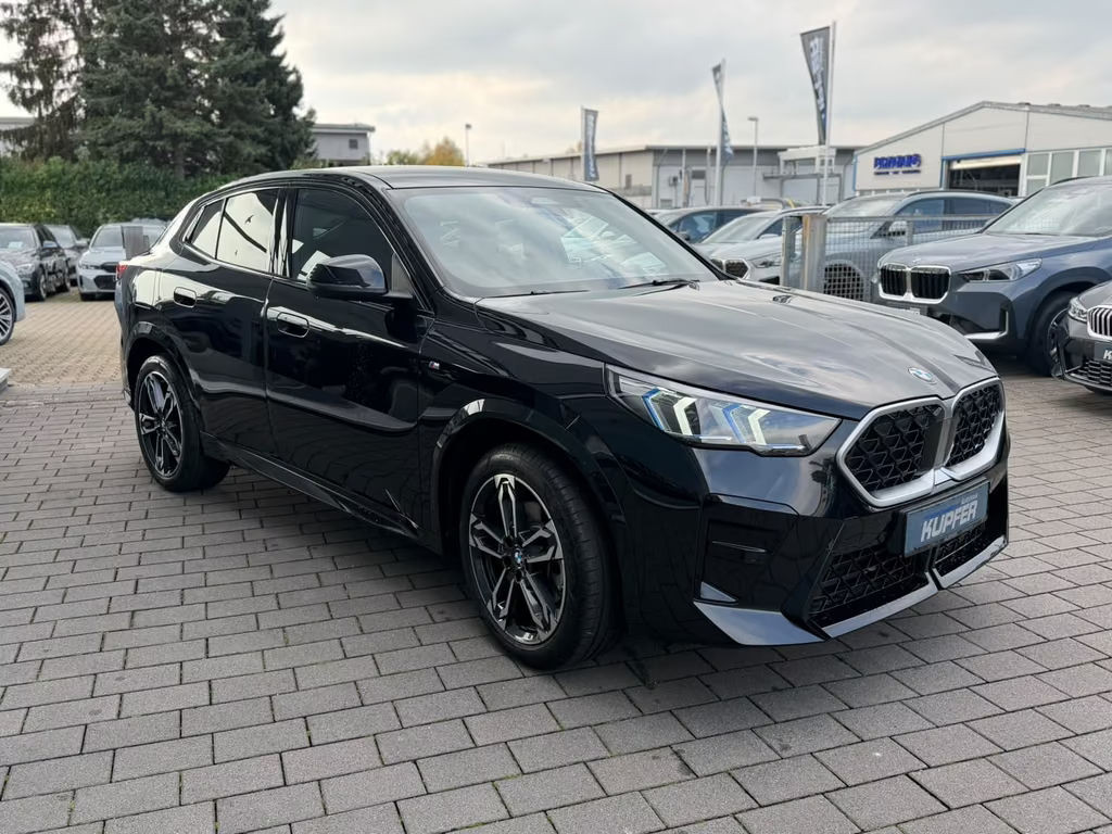 BMW X2