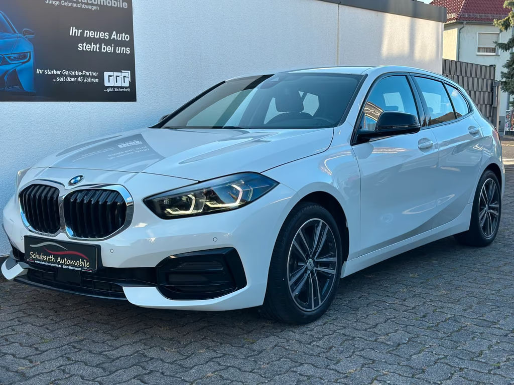 BMW 1 Serie 118 Sport Line Sedan 118d