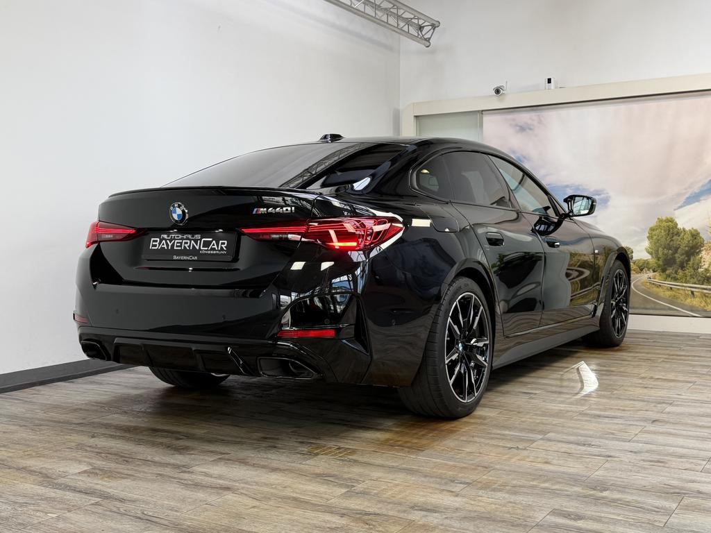 BMW M440